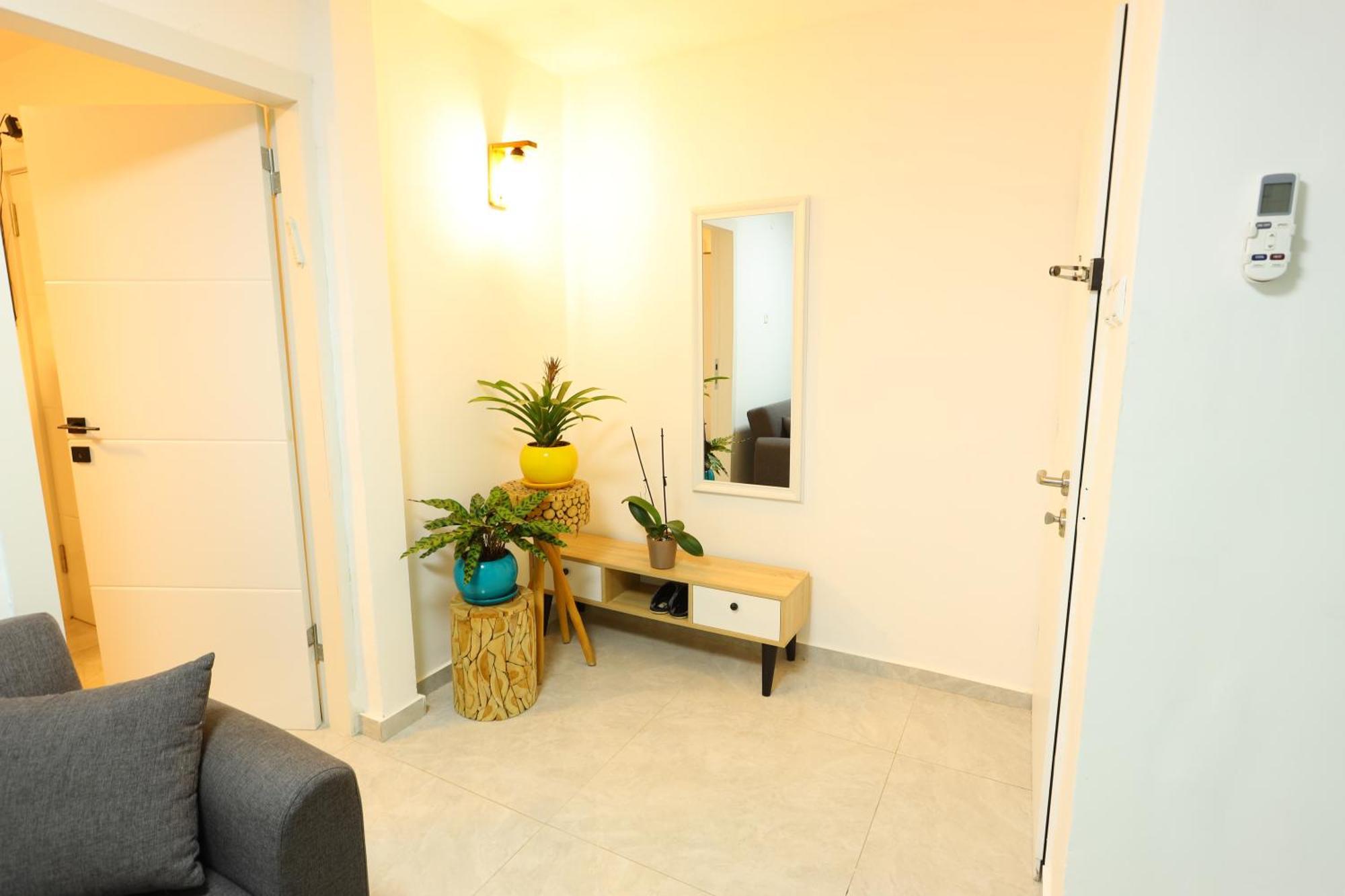 Apartamento דירה יפה סגנון מודרני מרחק של 5 דקות נסיעה מהים Ascalón Exterior foto
