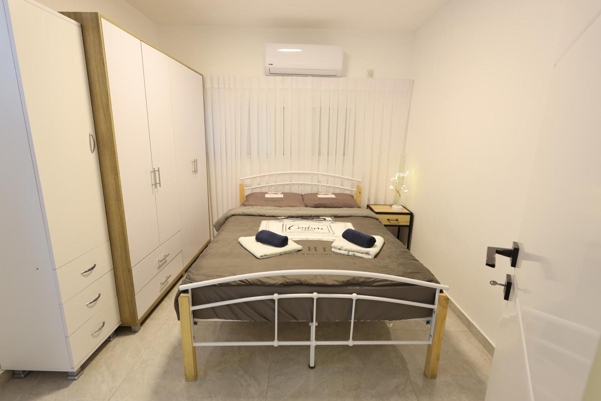 Apartamento דירה יפה סגנון מודרני מרחק של 5 דקות נסיעה מהים Ascalón Exterior foto