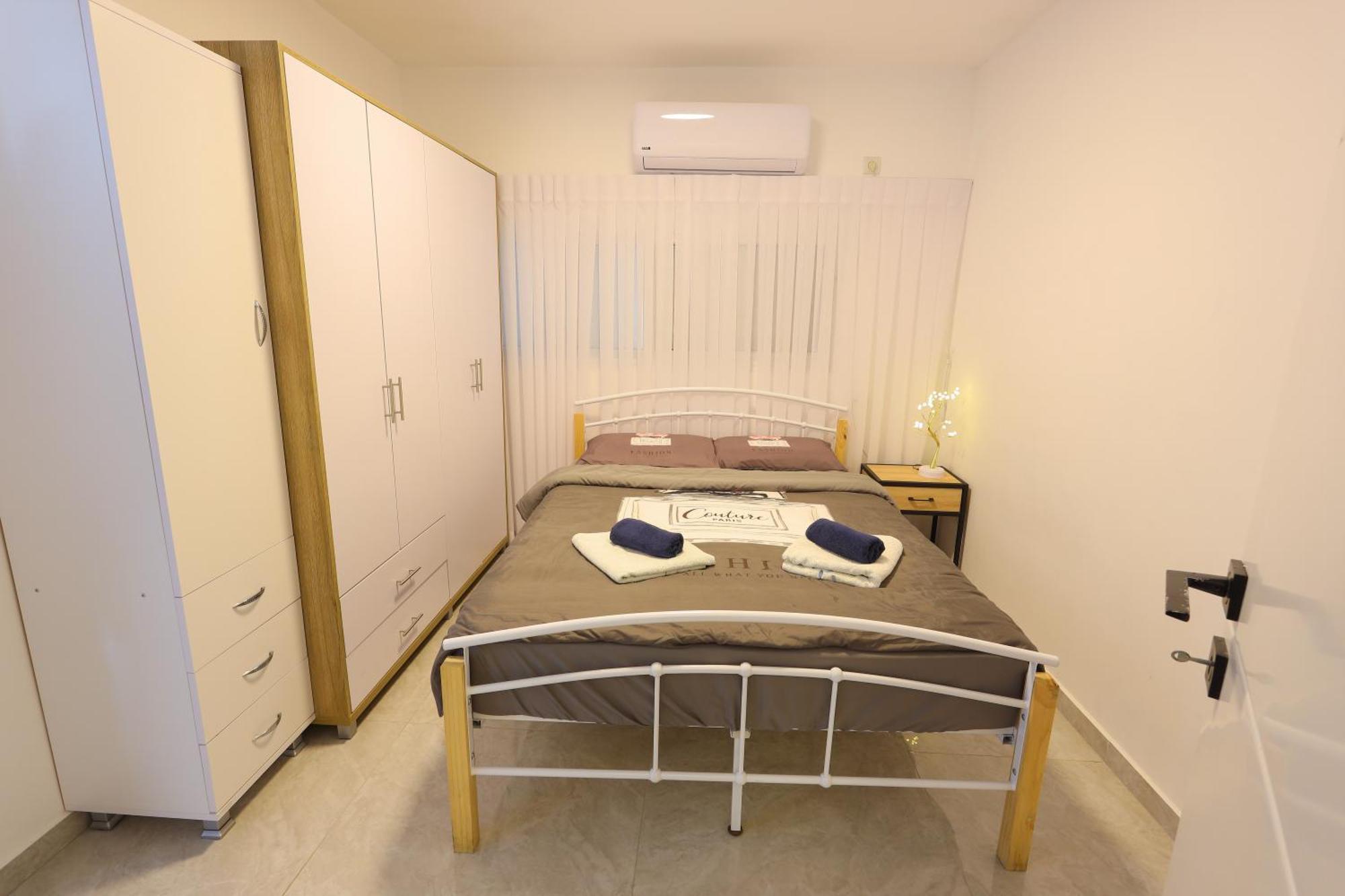 Apartamento דירה יפה סגנון מודרני מרחק של 5 דקות נסיעה מהים Ascalón Exterior foto